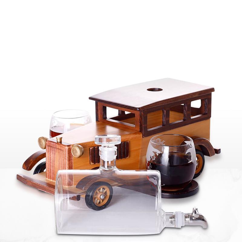 Vintage Car Whiskey Decanter and Wine Glasses Set DecanterX